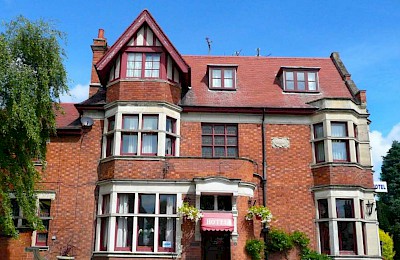 Hawthorn House Hotel