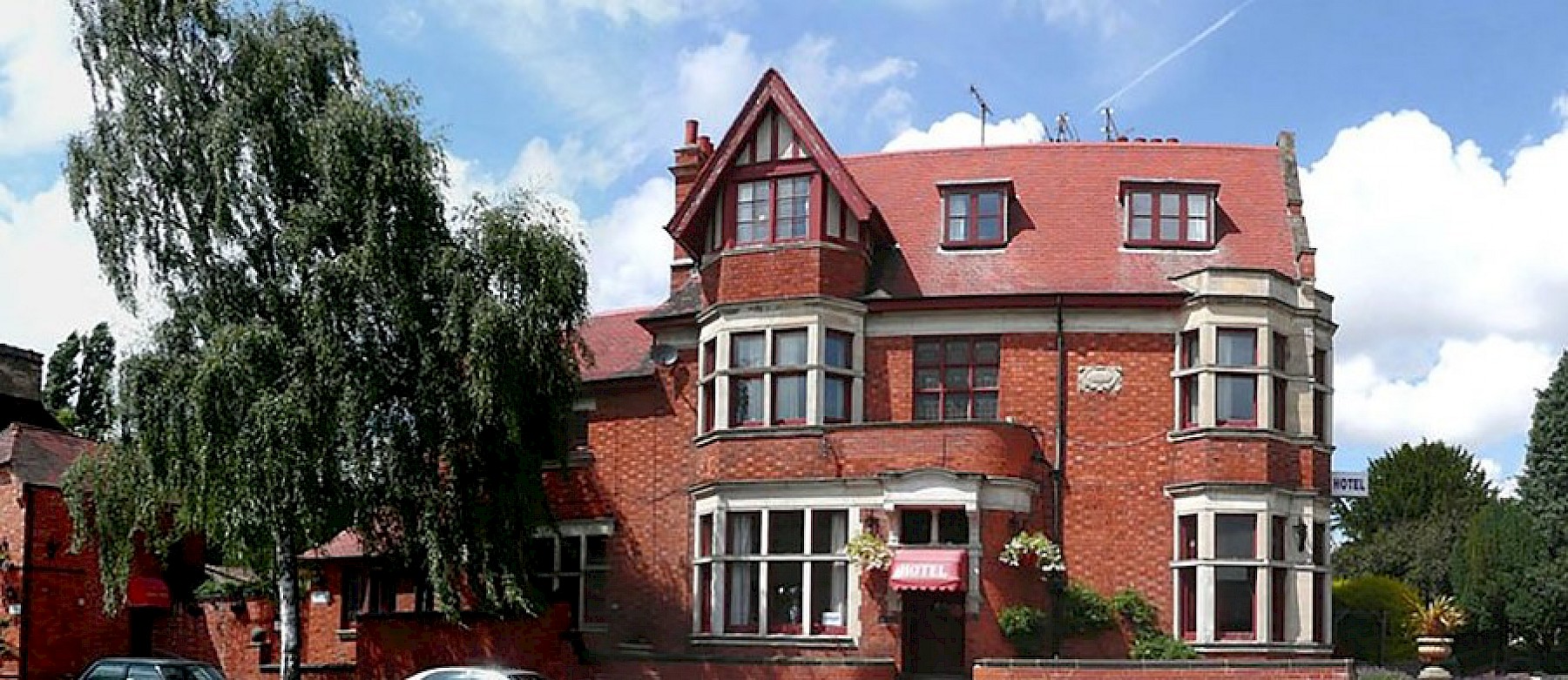 Hawthorn House Hotel