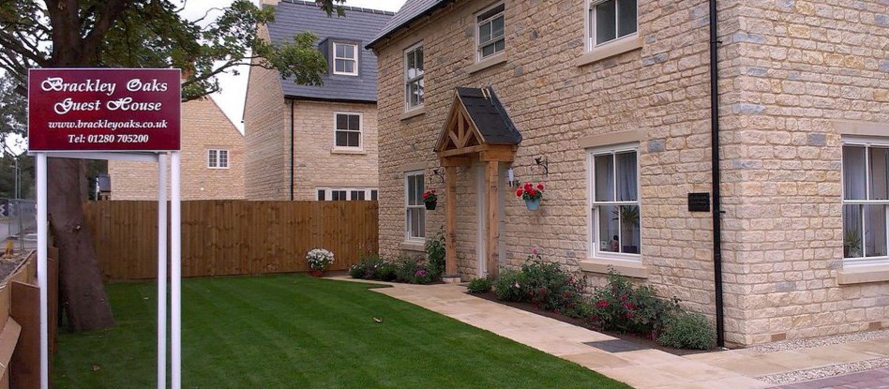 Brackley Oaks Guest House